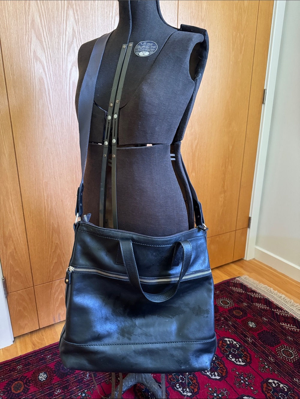 Roots Black Leather Messenger Tote with Adjustable Strap